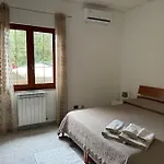 A 2 Passi Dal Mare * 阿尔巴塔克斯