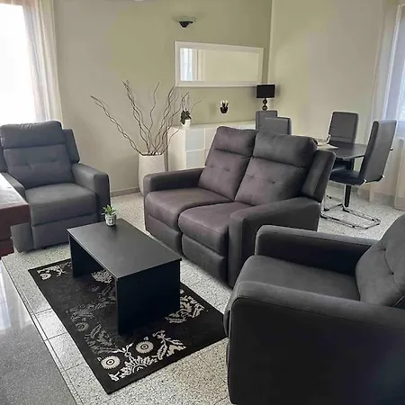 빌라 A 2 Passi Dal Mare *